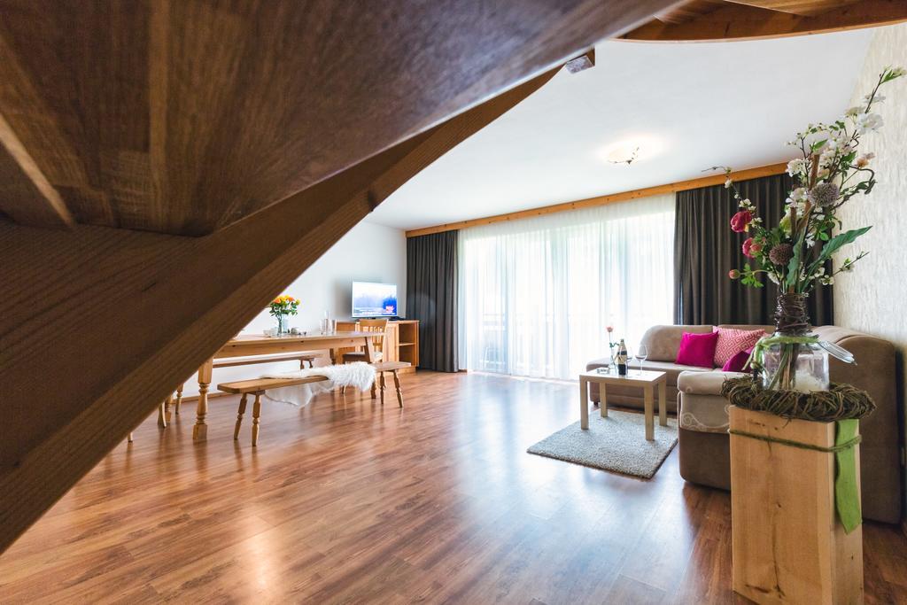 Apparthotel Alpenchalet Neukirchen am Großvenediger 外观 照片